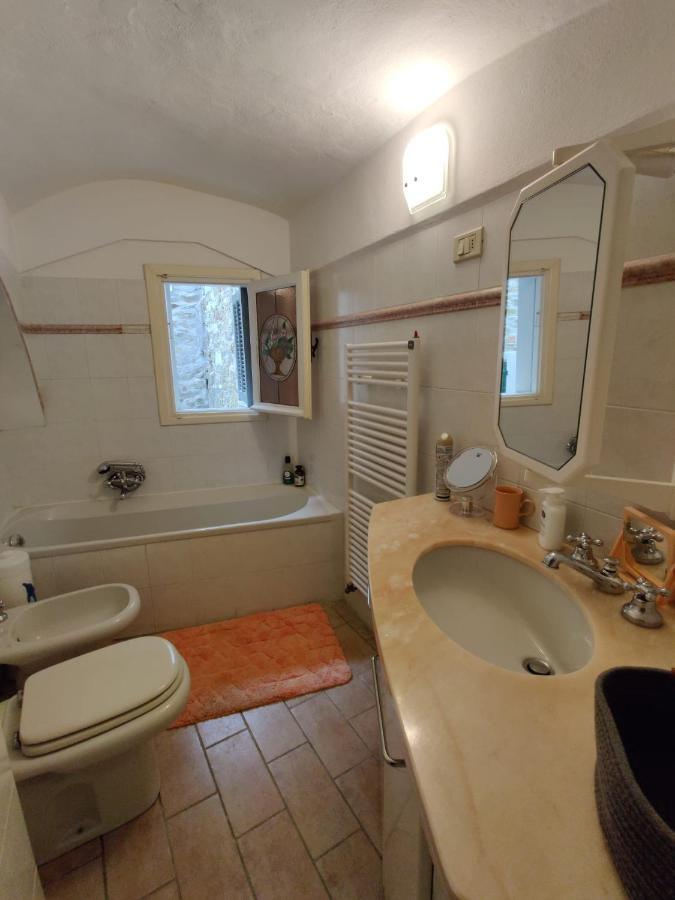 Casa Del Gufo Apartment Perinaldo Bagian luar foto